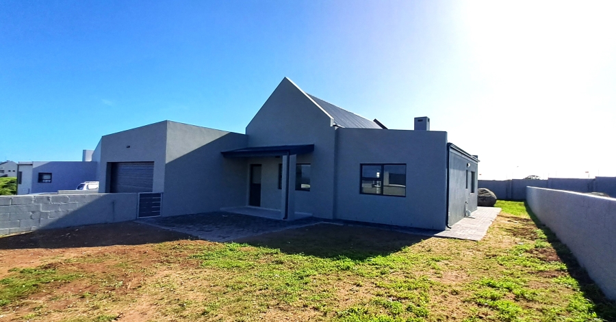 3 Bedroom Property for Sale in Hoogland Western Cape